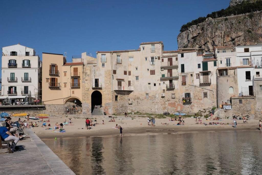 Appartamento Nobiliare Design A 2 Passi Dal Mare Cefalù Exteriör bild